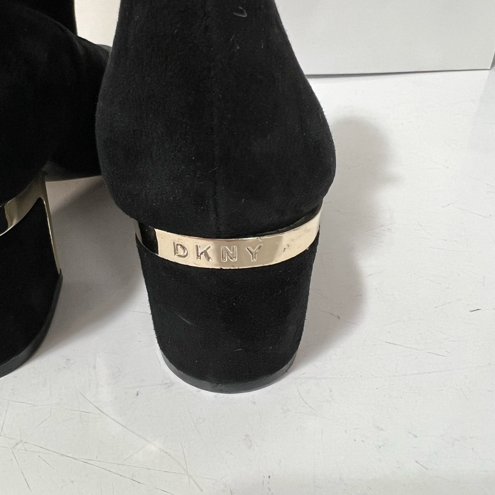 DKNY super cute Corrie boots - Picture 8 of 11